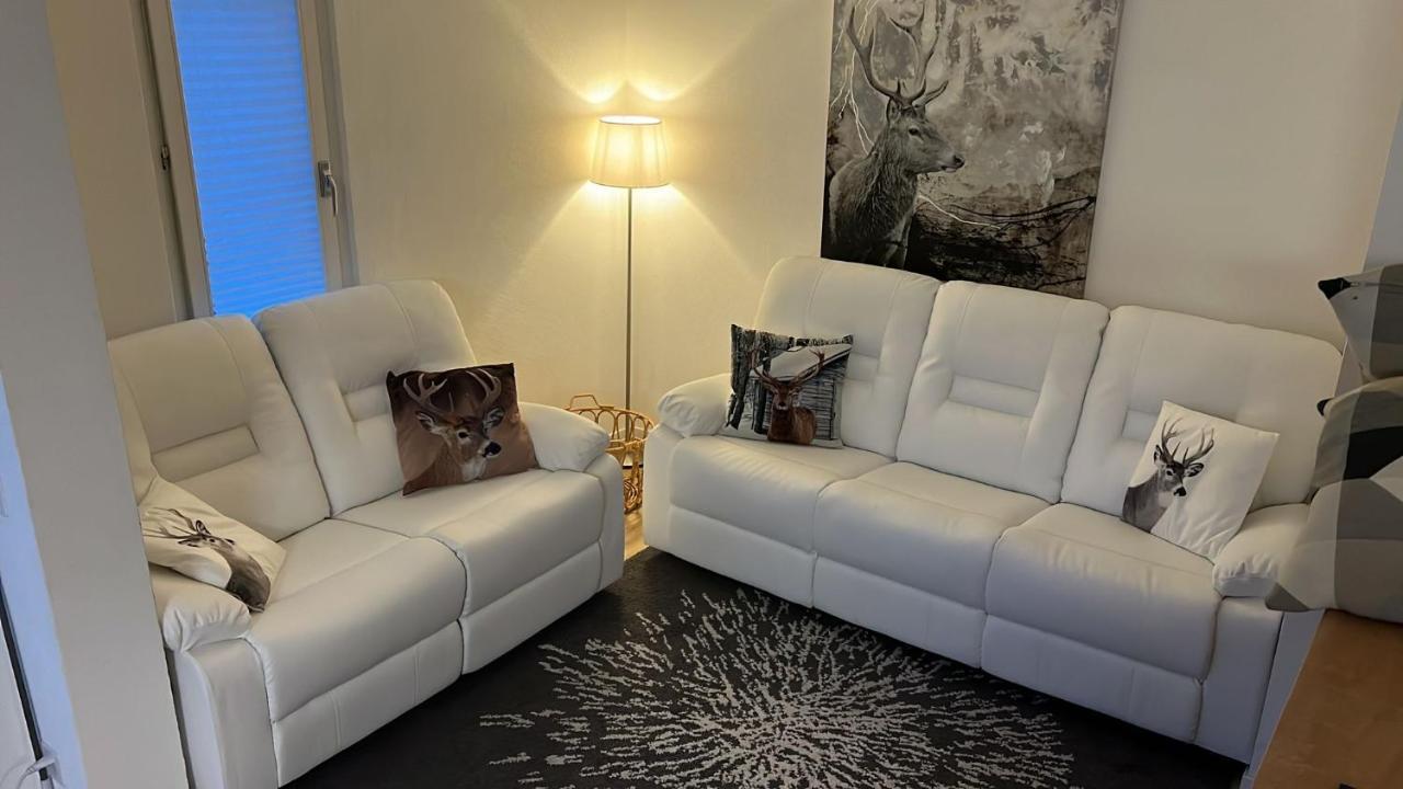 Agrimonia - 5,5-Zi Duplex Wohnung Bis 9 Personen Mit Eigenem Garten ダヴォス・プラッツ エクステリア 写真