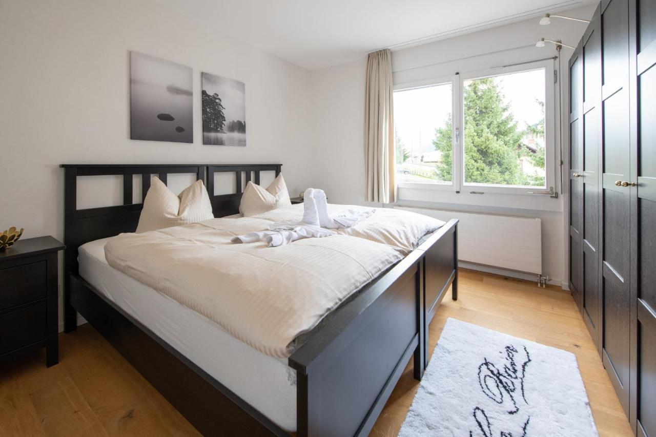 Agrimonia - 5,5-Zi Duplex Wohnung Bis 9 Personen Mit Eigenem Garten ダヴォス・プラッツ エクステリア 写真