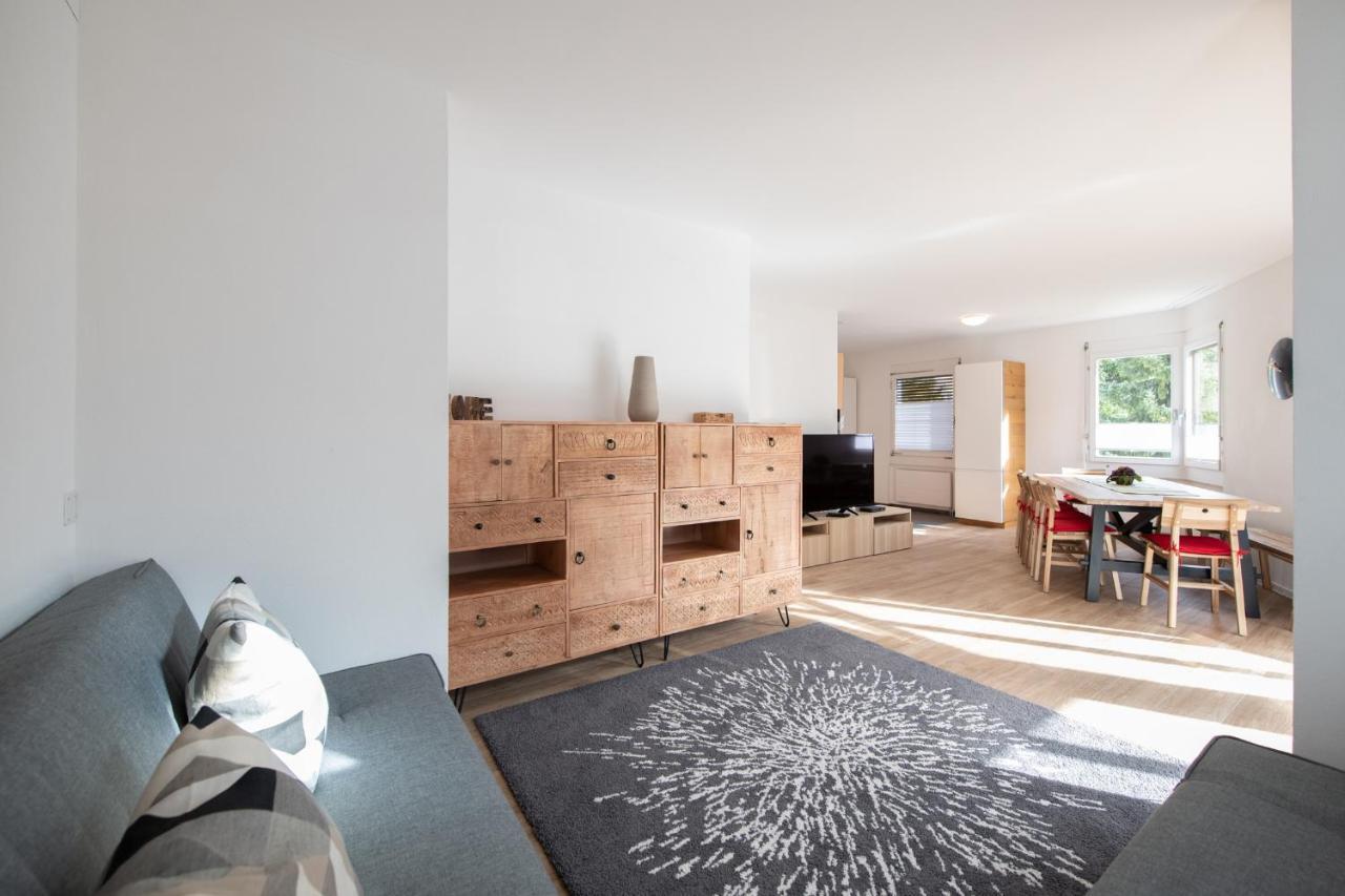 Agrimonia - 5,5-Zi Duplex Wohnung Bis 9 Personen Mit Eigenem Garten ダヴォス・プラッツ エクステリア 写真