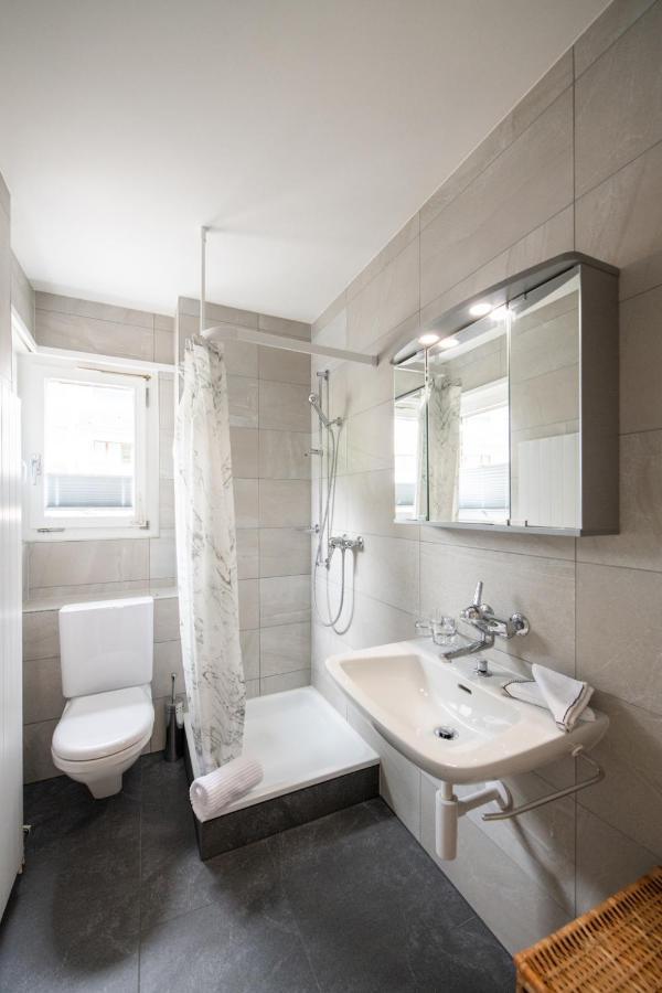 Agrimonia - 5,5-Zi Duplex Wohnung Bis 9 Personen Mit Eigenem Garten ダヴォス・プラッツ エクステリア 写真