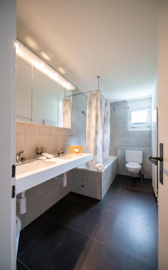Agrimonia - 5,5-Zi Duplex Wohnung Bis 9 Personen Mit Eigenem Garten ダヴォス・プラッツ エクステリア 写真