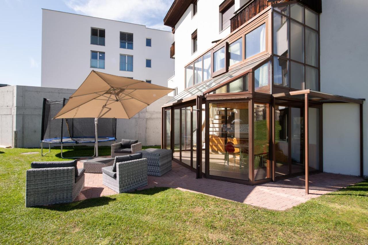 Agrimonia - 5,5-Zi Duplex Wohnung Bis 9 Personen Mit Eigenem Garten ダヴォス・プラッツ エクステリア 写真